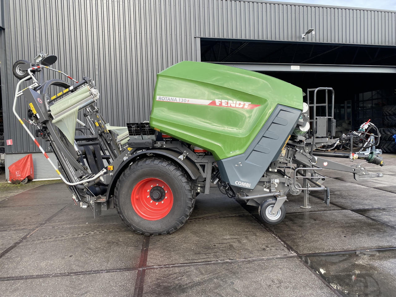 FENDT Rotana 130F Combi - Omotač za bale: slika 2 FENDT Rotana 130F Combi - Omotač za bale: slika 2