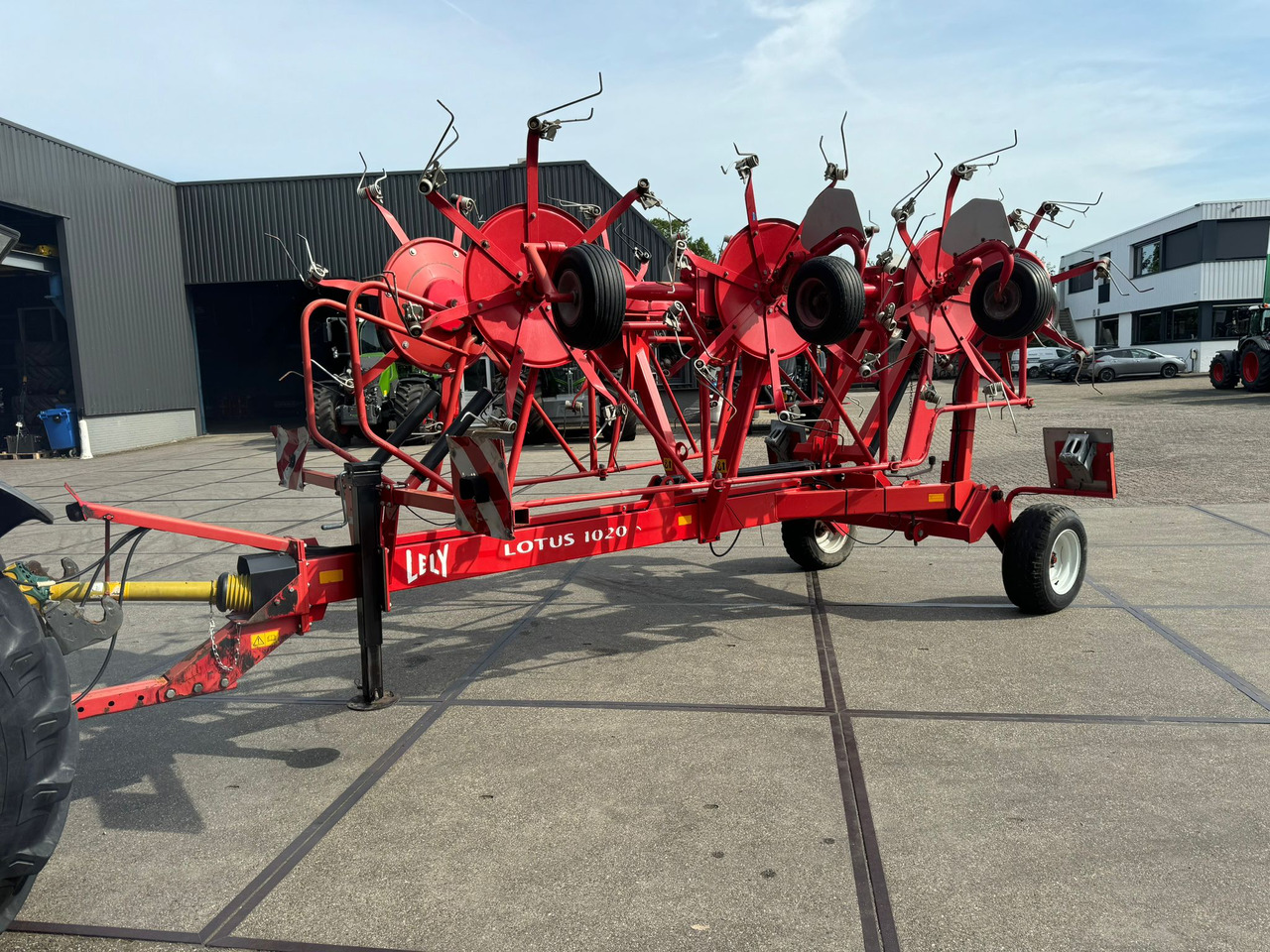 Lely Lotus 1020S - Prevrtač/ Grabuljač: slika 2 Lely Lotus 1020S - Prevrtač/ Grabuljač: slika 2
