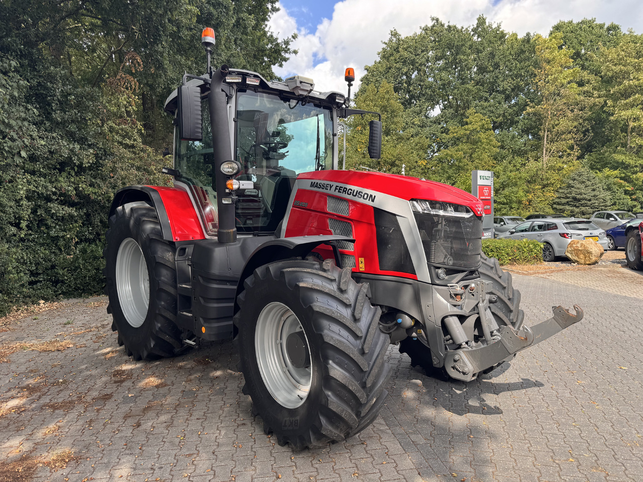 MASSEY FERGUSON 8s.205 Dyna7 Exclusive - Traktor: slika 4 MASSEY FERGUSON 8s.205 Dyna7 Exclusive - Traktor: slika 4