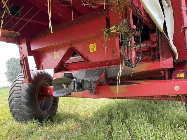 Kombinovani kombajn Massey Ferguson 38RS: slika 33 Kombinovani kombajn Massey Ferguson 38RS: slika 33