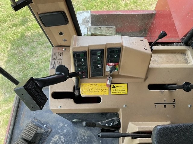 Kombinovani kombajn Massey Ferguson 38RS: slika 26 Kombinovani kombajn Massey Ferguson 38RS: slika 26