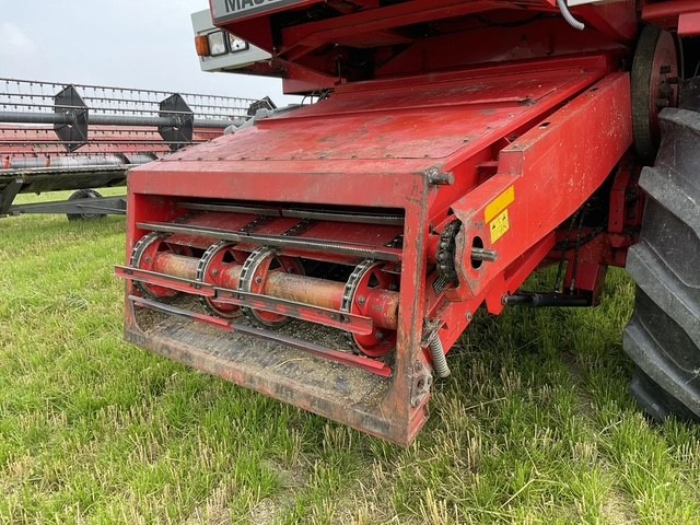 Kombinovani kombajn Massey Ferguson 38RS: slika 19 Kombinovani kombajn Massey Ferguson 38RS: slika 19