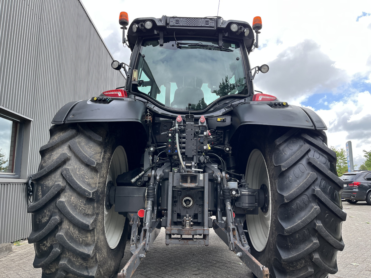 Valtra N174 Active - Traktor: slika 4 Valtra N174 Active - Traktor: slika 4