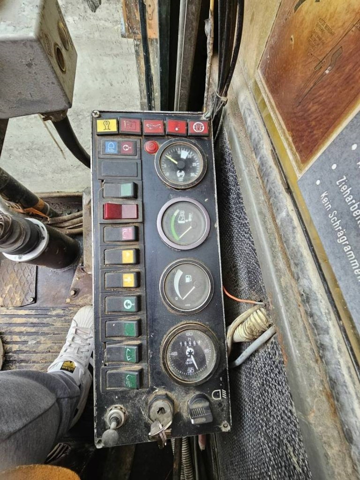 ABI Muller MS-M10000T Sennebogen SR28T bauer bg rg rtg - Malj za nabijanje: slika 4 ABI Muller MS-M10000T Sennebogen SR28T bauer bg rg rtg - Malj za nabijanje: slika 4