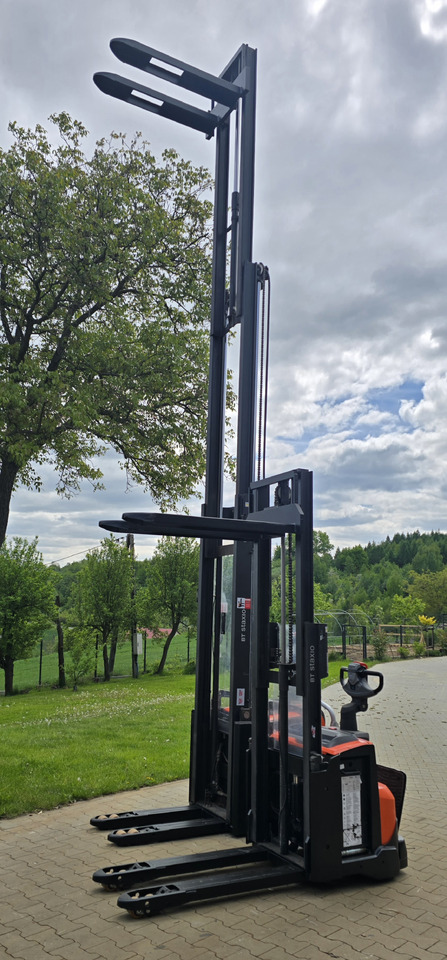 Toyota SPE 160L 6000mm initial lift wstępne podnoszenie triplex - Slagač: slika 4 Toyota SPE 160L 6000mm initial lift wstępne podnoszenie triplex - Slagač: slika 4