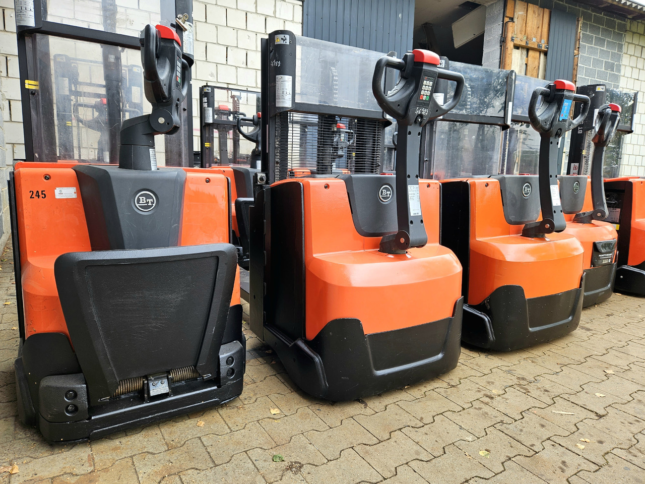 Toyota SWE 200D - Slagač: slika 3 Toyota SWE 200D - Slagač: slika 3