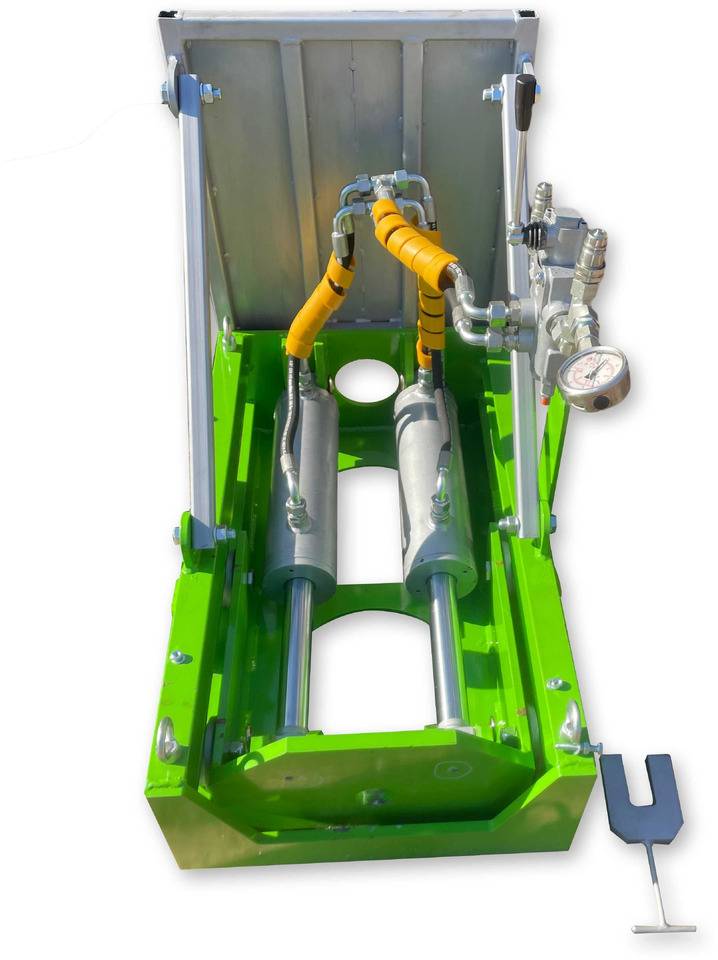 Directional Drilling, Hydraulic Pressing - Manufacturer / Przewierty Sterowane, Przecisk Hydrauliczny - Producent / Řízené Protlaky, Hydraulický Protlač - Výrobce / Foraje Dirijate, Presare Hidraulică - Mašina za usmereno bušenje: slika 5 Directional Drilling, Hydraulic Pressing - Manufacturer / Przewierty Sterowane, Przecisk Hydrauliczny - Producent / Řízené Protlaky, Hydraulický Protlač - Výrobce / Foraje Dirijate, Presare Hidraulică - Mašina za usmereno bušenje: slika 5
