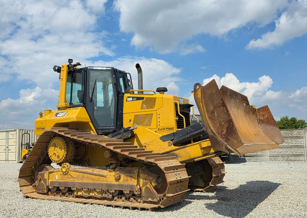Caterpillar Caterpillar D6N LGP, 2017 ROK, PODWOZIE 80% DOBRE - Buldožer: slika 1 Caterpillar Caterpillar D6N LGP, 2017 ROK, PODWOZIE 80% DOBRE - Buldožer: slika 1