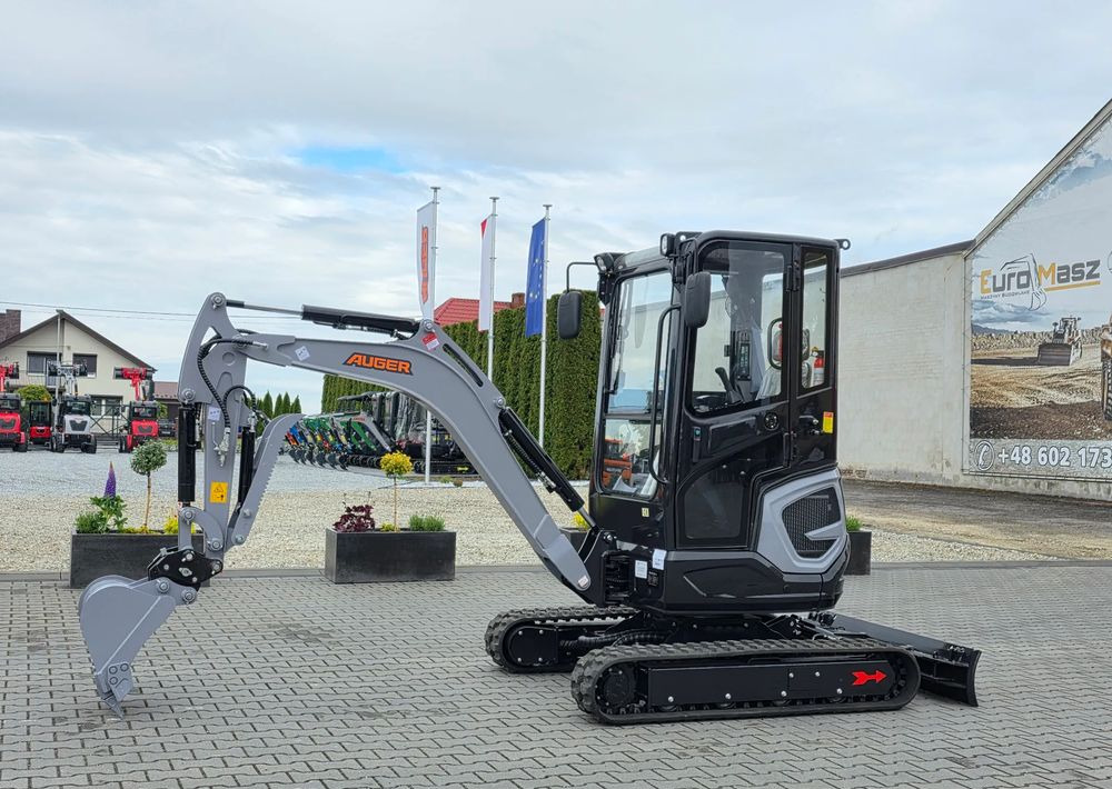 Inny NOWA Minikoparka AUGER 25, WAGA 2100 KG, SILNIK KUBOTA - Mini bager: slika 2 Inny NOWA Minikoparka AUGER 25, WAGA 2100 KG, SILNIK KUBOTA - Mini bager: slika 2