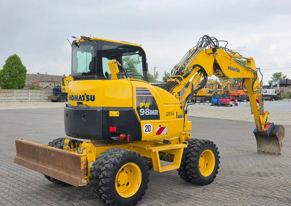 Komatsu PW 98MR-8, 2017 ROK, 5200 MTH, BEZ DPF i ADBLUE - Bager točkaš: slika 4 Komatsu PW 98MR-8, 2017 ROK, 5200 MTH, BEZ DPF i ADBLUE - Bager točkaš: slika 4