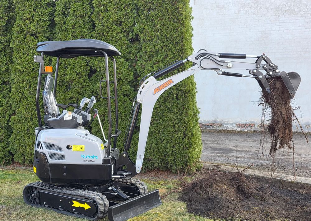 Kubota Minikoparka AUGER HT 18, SILNIK KUBOTA, 3 ŁYŻKI - Mini bager: slika 1 Kubota Minikoparka AUGER HT 18, SILNIK KUBOTA, 3 ŁYŻKI - Mini bager: slika 1