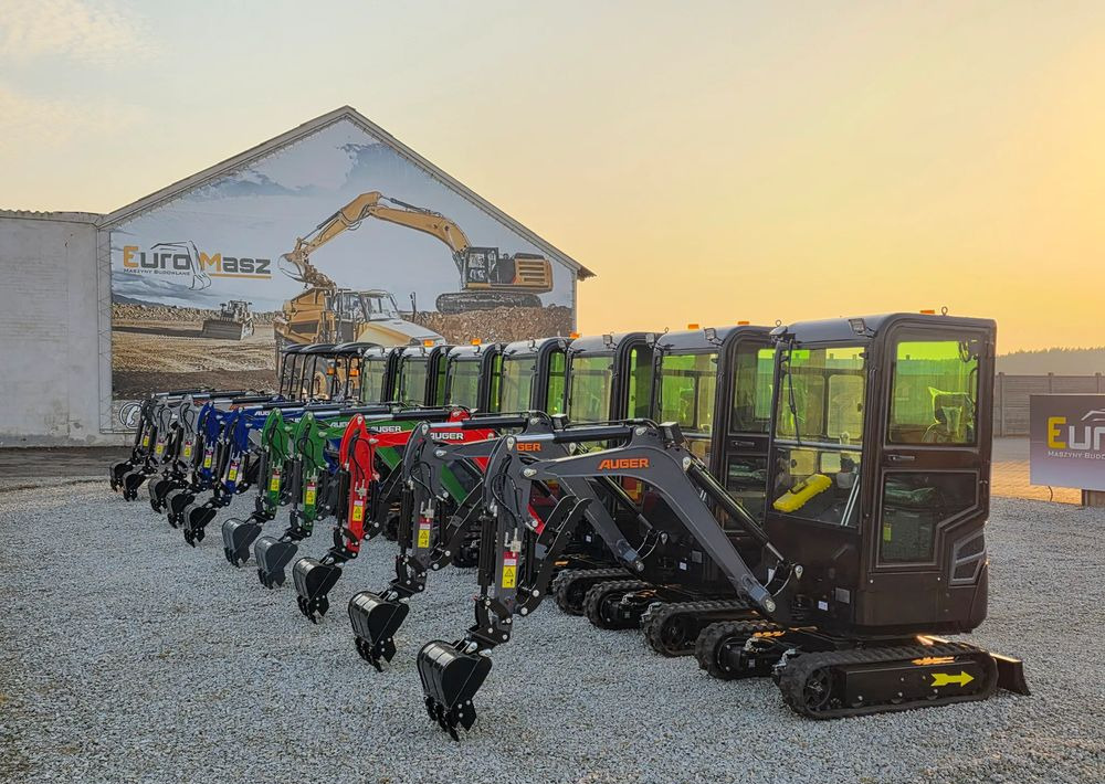 Kubota Minikoparka AUGER HT 18, SILNIK KUBOTA, 3 ŁYŻKI - Mini bager: slika 2 Kubota Minikoparka AUGER HT 18, SILNIK KUBOTA, 3 ŁYŻKI - Mini bager: slika 2