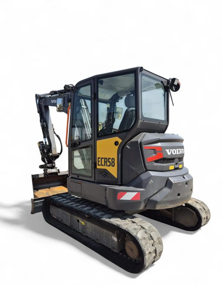 Volvo ECR 58F, 2021 ROK, GŁOWICA STEELWRIST, 2 ŁYŻKI - Mini bager: slika 4 Volvo ECR 58F, 2021 ROK, GŁOWICA STEELWRIST, 2 ŁYŻKI - Mini bager: slika 4