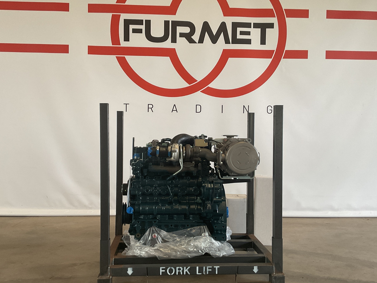 Kubota V3307 CR-T - Motor: slika 1 Kubota V3307 CR-T - Motor: slika 1