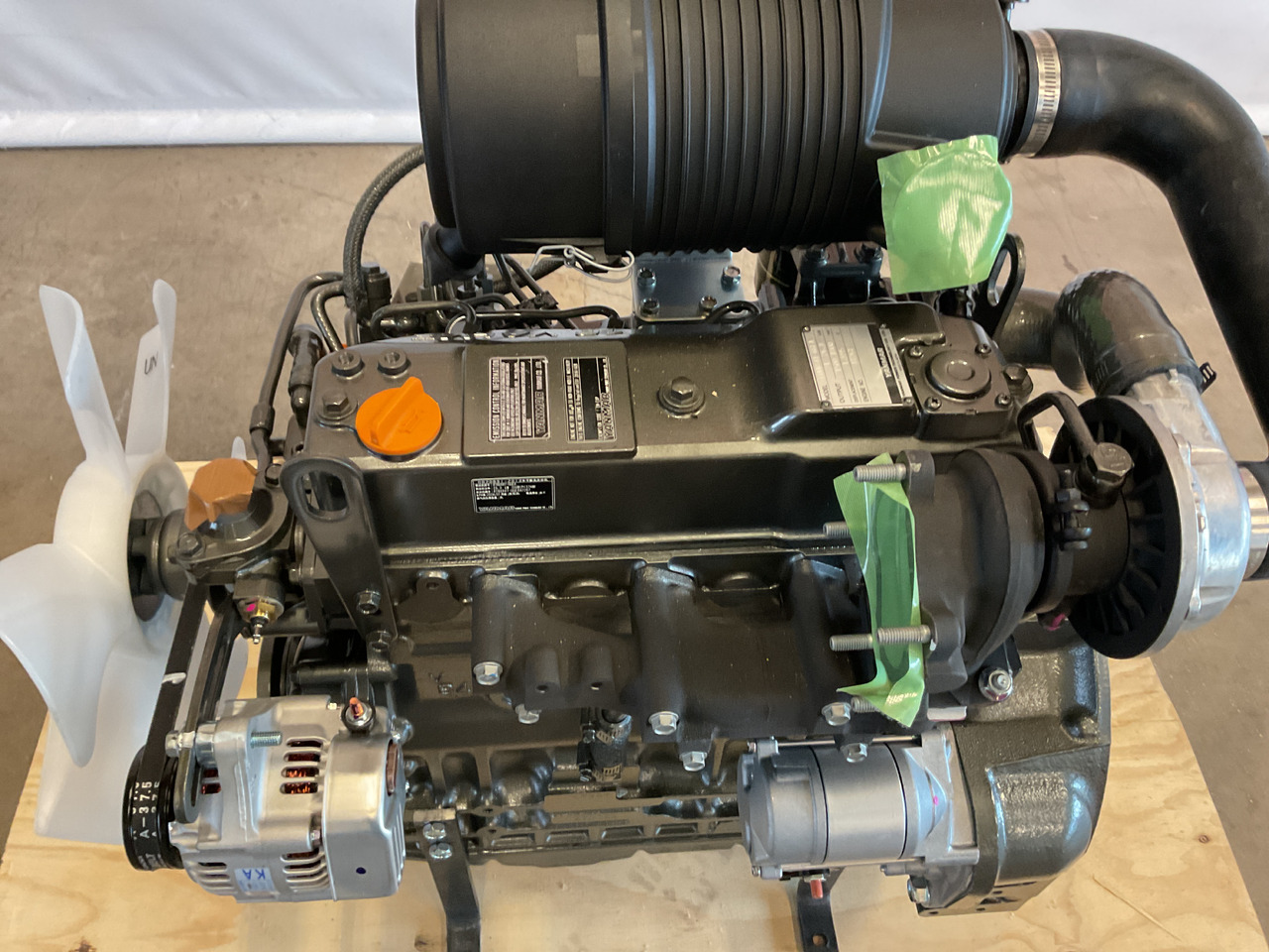 Yanmar 4TNV84T - Motor: slika 3 Yanmar 4TNV84T - Motor: slika 3