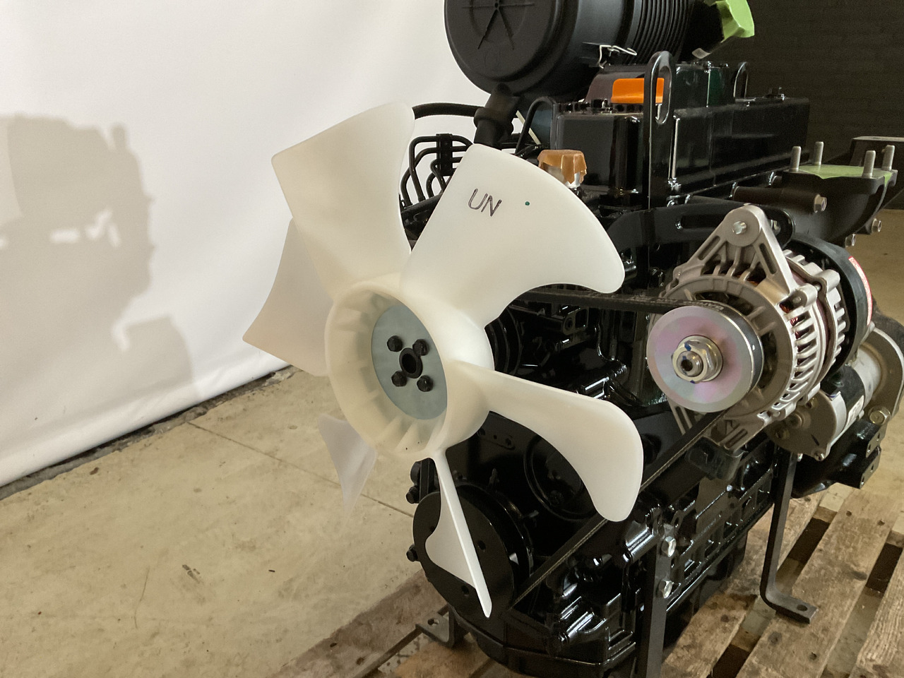 Yanmar 4TNV88 - Motor: slika 5 Yanmar 4TNV88 - Motor: slika 5