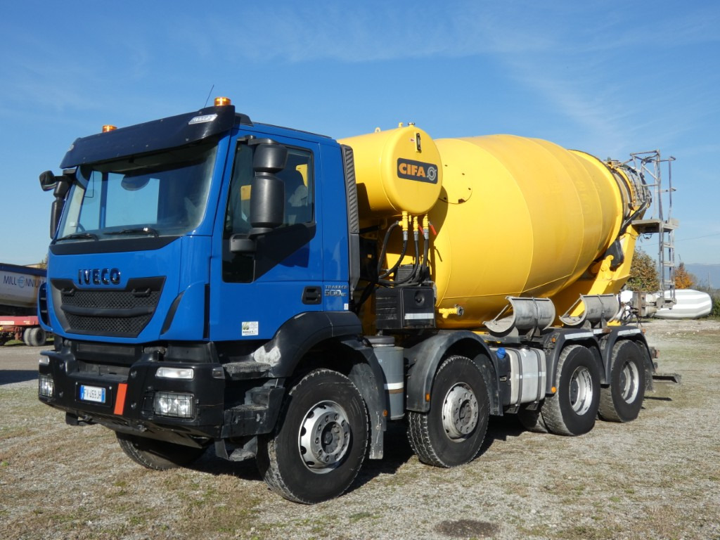 IVECO TRAKKER 500 CIFA RY1300 - Mikser za beton: slika 1 IVECO TRAKKER 500 CIFA RY1300 - Mikser za beton: slika 1