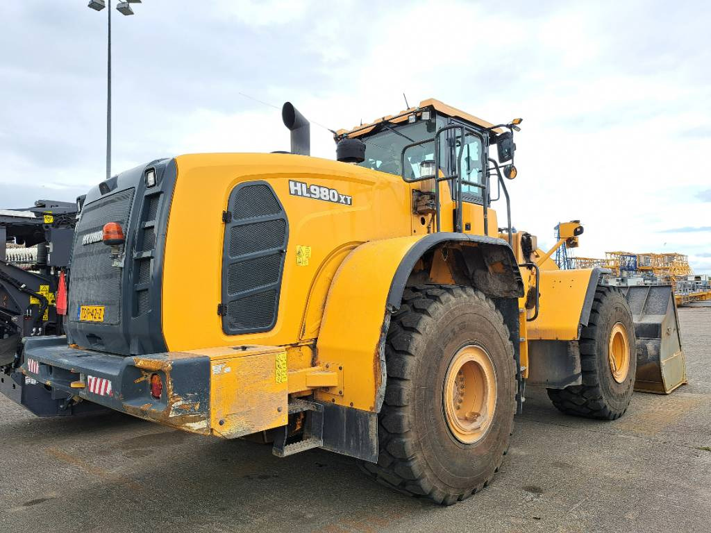 Hyundai HL980XT - Utovarivač točkaš: slika 3 Hyundai HL980XT - Utovarivač točkaš: slika 3