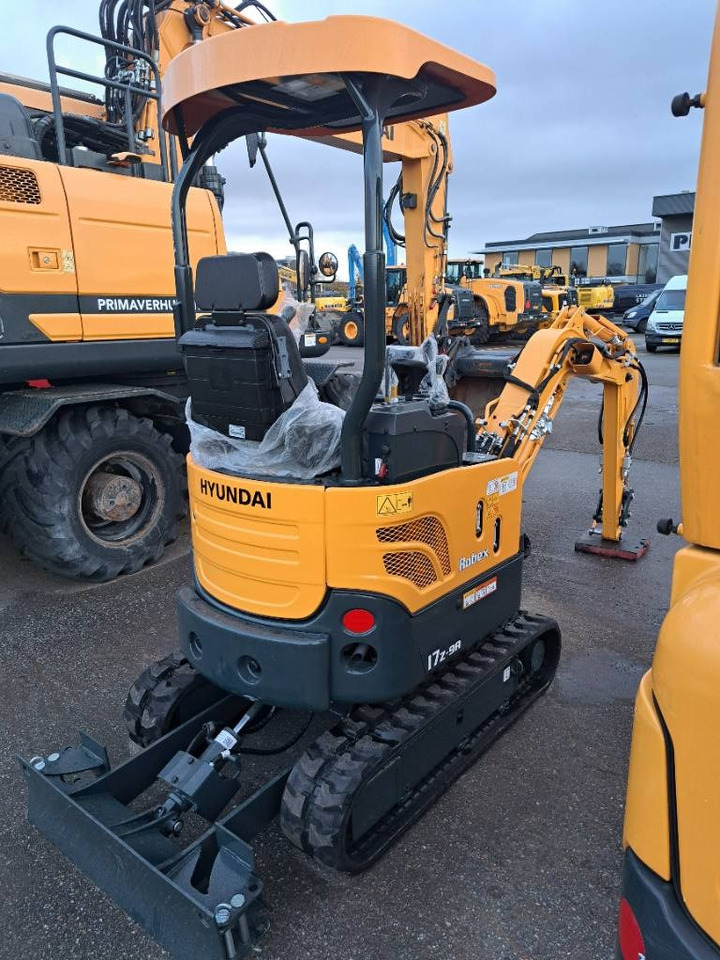 Hyundai R17Z-9AK - Mini bager: slika 3 Hyundai R17Z-9AK - Mini bager: slika 3
