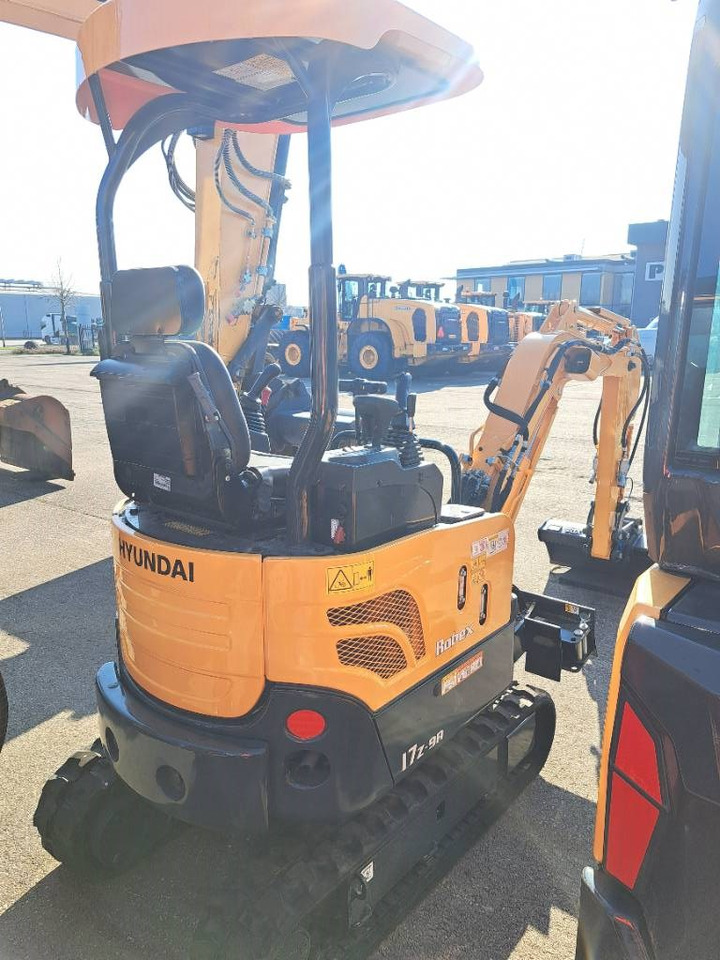 Hyundai R17Z-9AK - Mini bager: slika 3 Hyundai R17Z-9AK - Mini bager: slika 3