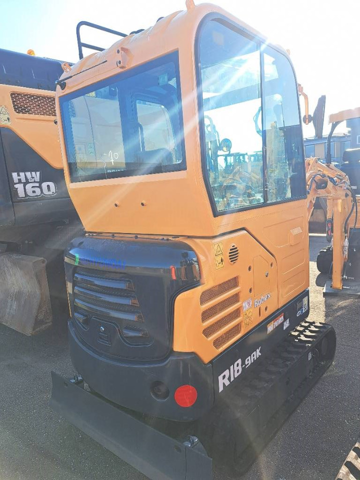 Hyundai R18-9AK - Mini bager: slika 4 Hyundai R18-9AK - Mini bager: slika 4