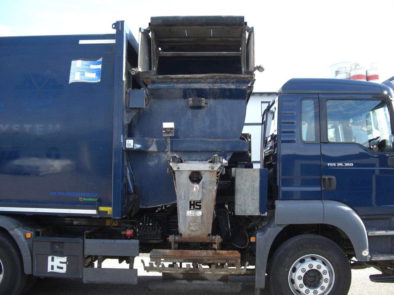 MAN 26360FNLL / RECHTSGEST. - Kamion za smeće: slika 5 MAN 26360FNLL / RECHTSGEST. - Kamion za smeće: slika 5