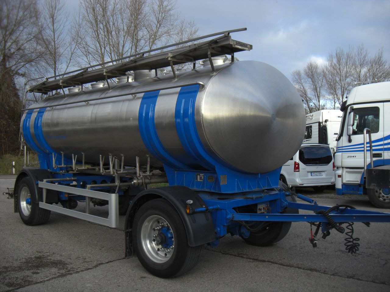Magyar R2MEB / 6 KAMMERN - Prikolica cisterna: slika 1 Magyar R2MEB / 6 KAMMERN - Prikolica cisterna: slika 1
