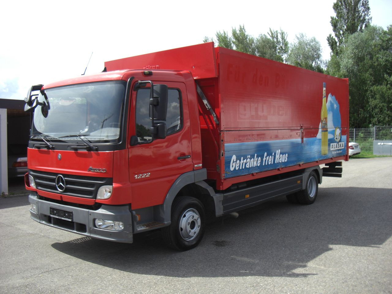 Mercedes-Benz 1222L AUTOMATIK - Kamion za prevoz boca: slika 1 Mercedes-Benz 1222L AUTOMATIK - Kamion za prevoz boca: slika 1