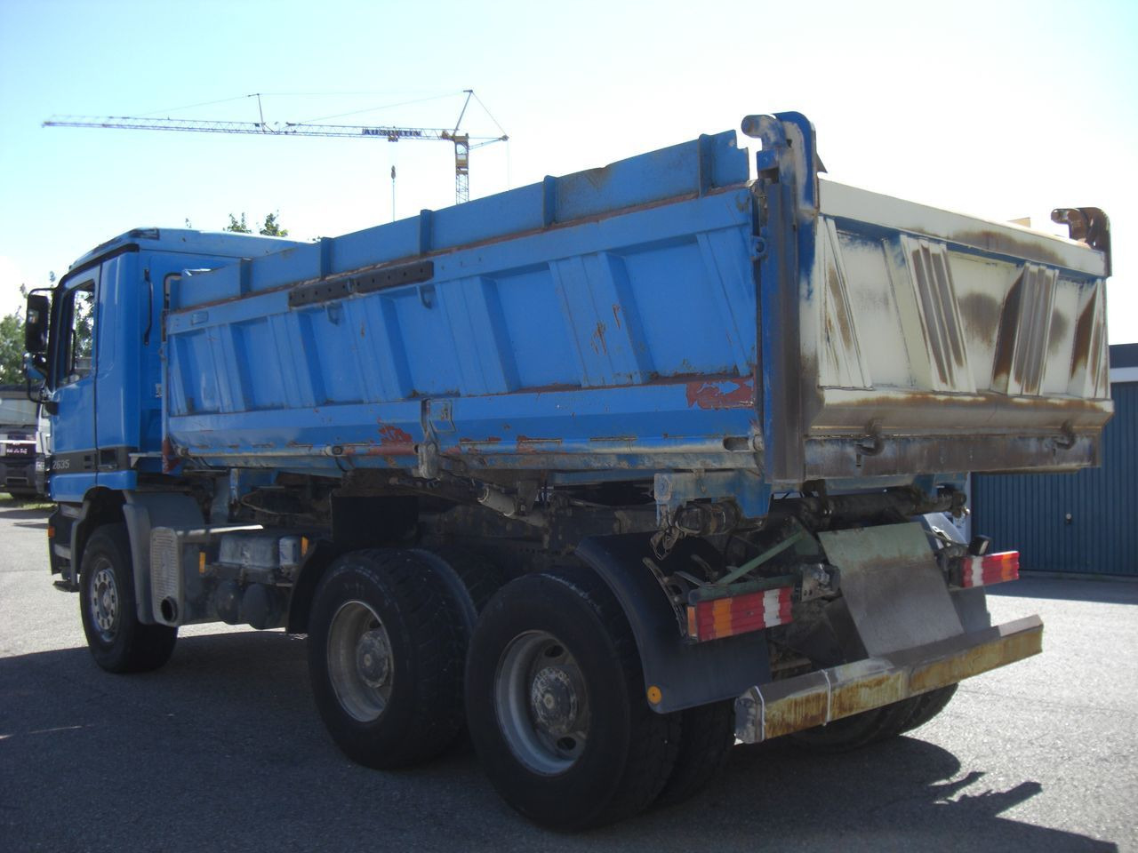 Mercedes-Benz 2635K 6x4 - Istovarivač: slika 4 Mercedes-Benz 2635K 6x4 - Istovarivač: slika 4