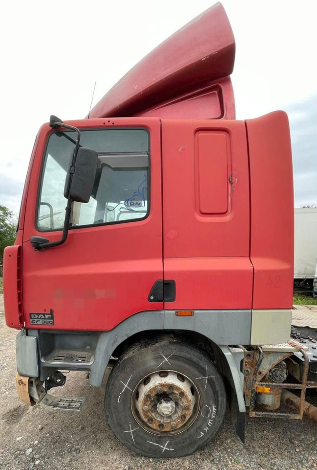 DAF CF 85 Tractor unit - Tegljač: slika 2 DAF CF 85 Tractor unit - Tegljač: slika 2