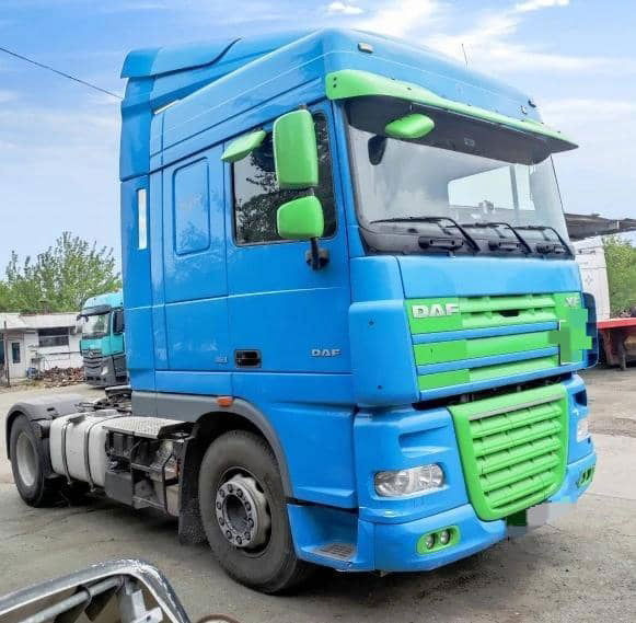 DAF XF 105.460 Tractor unit - Tegljač: slika 2 DAF XF 105.460 Tractor unit - Tegljač: slika 2