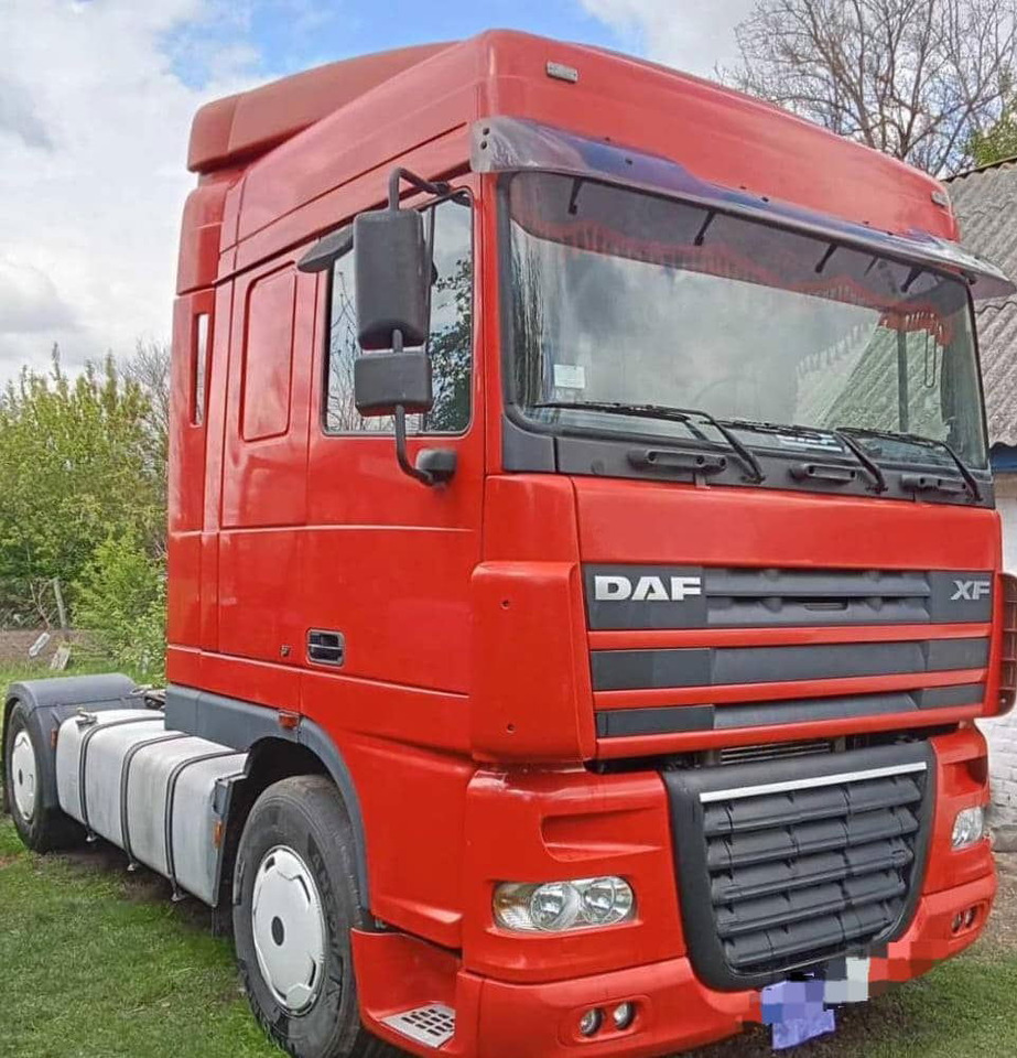 DAF XF 95.430 Tractor unit - Tegljač: slika 2 DAF XF 95.430 Tractor unit - Tegljač: slika 2