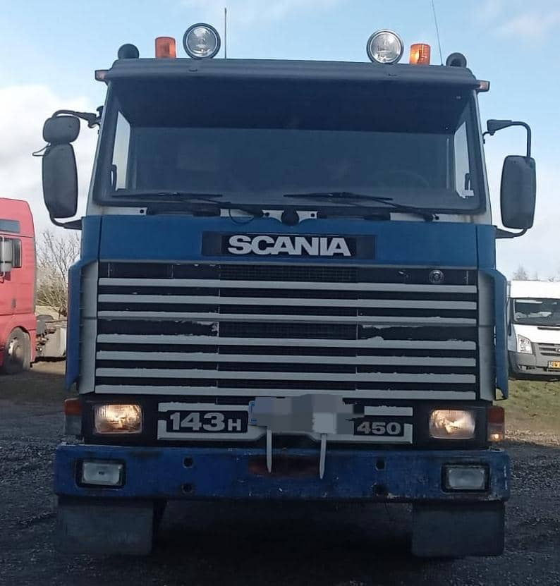 Scania R143-450 V8 Tractor unit with crane - Tegljač: slika 1 Scania R143-450 V8 Tractor unit with crane - Tegljač: slika 1