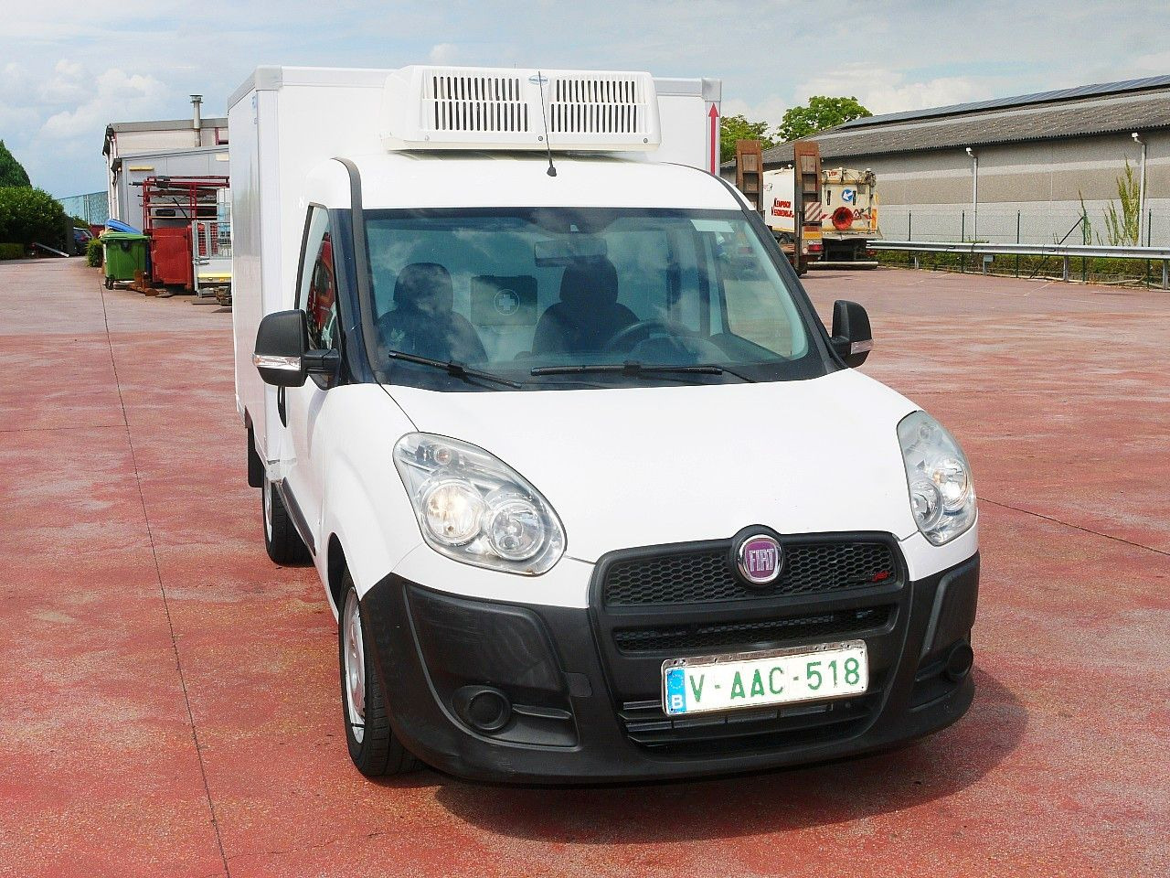 Fiat DOBLO 1.3 KUHLKOFFER RELEC FROID TR 22 -20C - Dostavno vozilo hladnjača: slika 1 Fiat DOBLO 1.3 KUHLKOFFER RELEC FROID TR 22 -20C - Dostavno vozilo hladnjača: slika 1