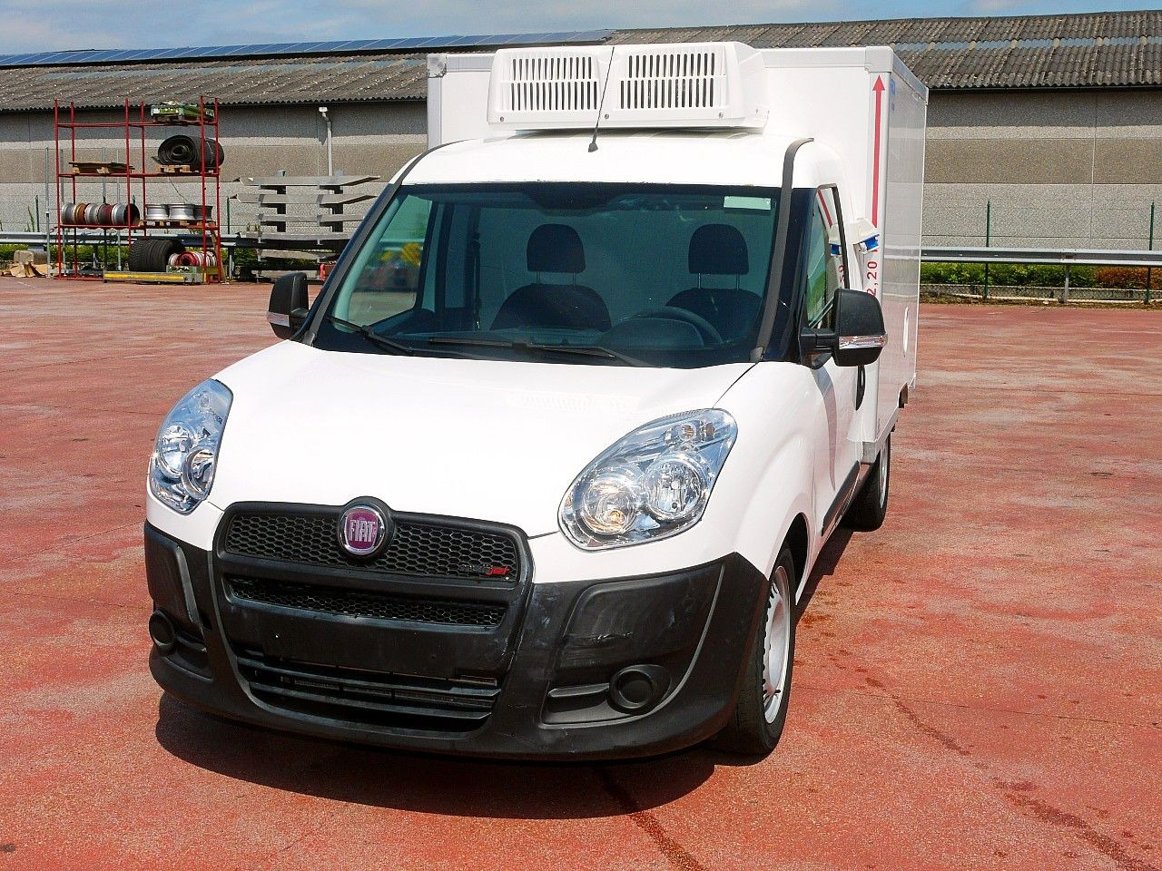 Fiat DOBLO 1.6 KUHKOFFER RELEC FROID TR22 -20C - Dostavno vozilo hladnjača: slika 5 Fiat DOBLO 1.6 KUHKOFFER RELEC FROID TR22 -20C - Dostavno vozilo hladnjača: slika 5