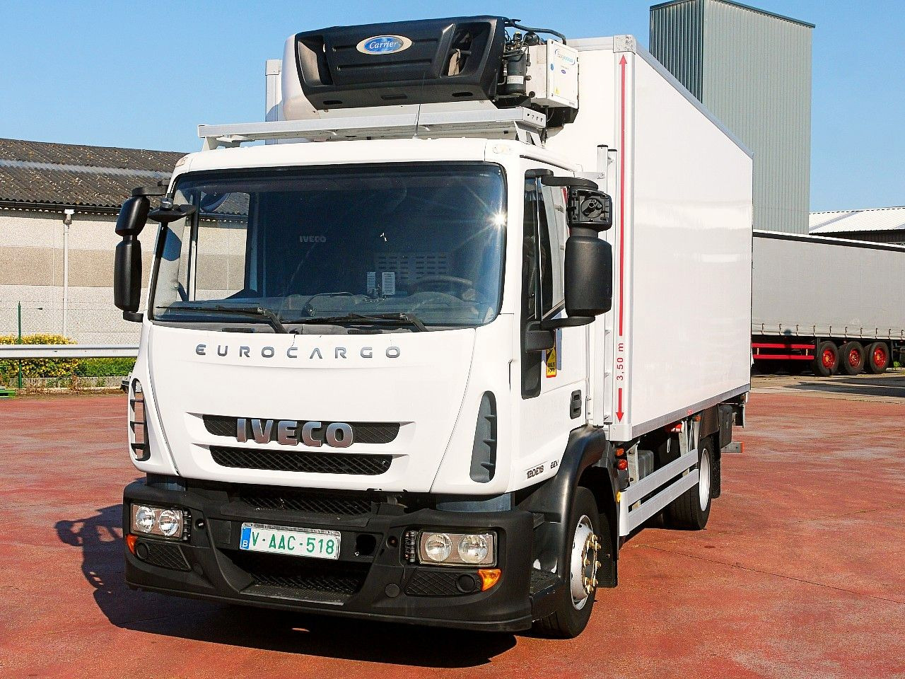 Iveco 120E18 EUROCARGO KUHLKOFFER CARRIER SUPRA 550 - Hladnjača: slika 5 Iveco 120E18 EUROCARGO KUHLKOFFER CARRIER SUPRA 550 - Hladnjača: slika 5