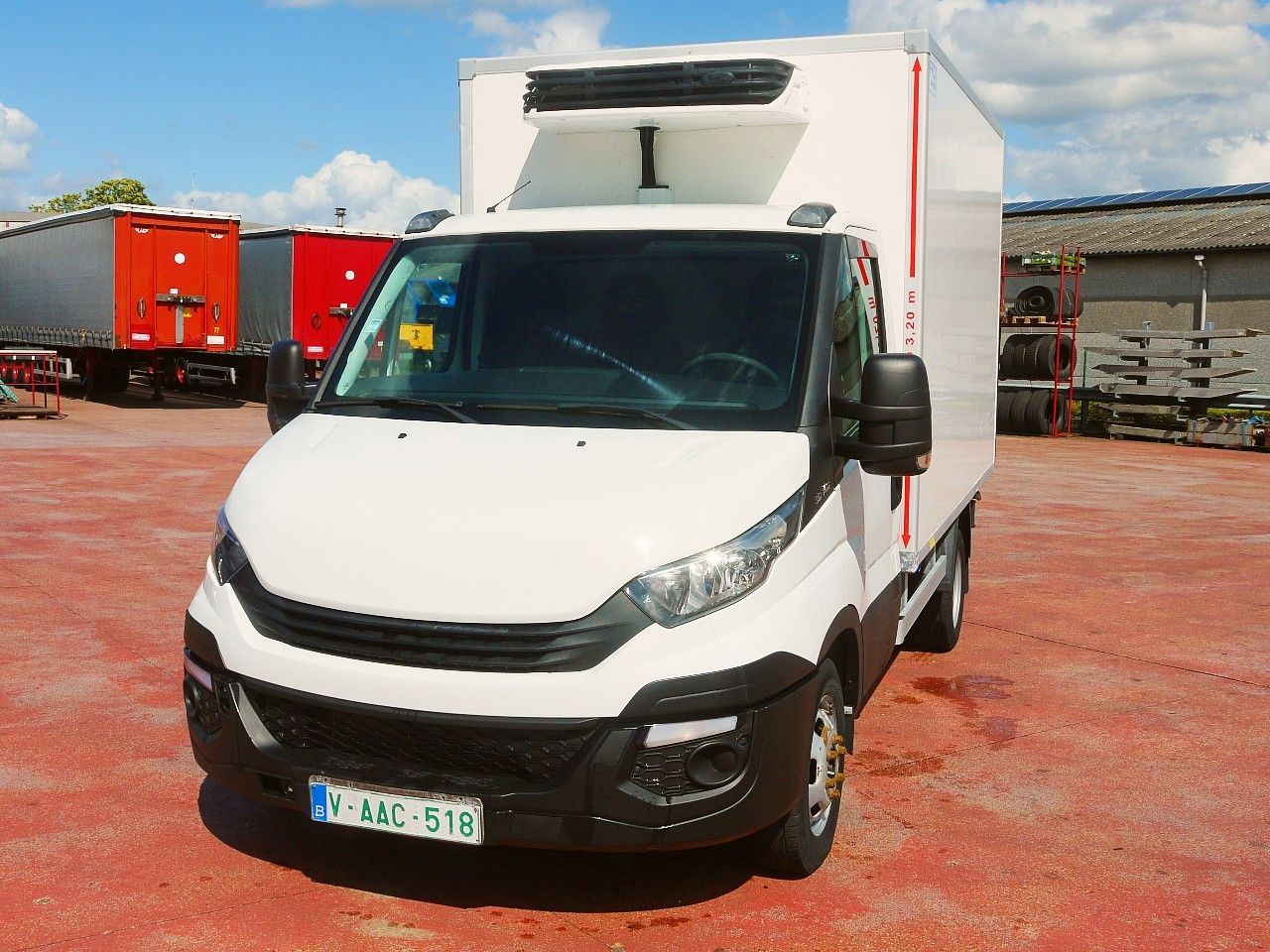 Iveco 35C14 KUHLKOFFER CARRIER XARIOS 350 -20C - Dostavno vozilo hladnjača: slika 5 Iveco 35C14 KUHLKOFFER CARRIER XARIOS 350 -20C - Dostavno vozilo hladnjača: slika 5