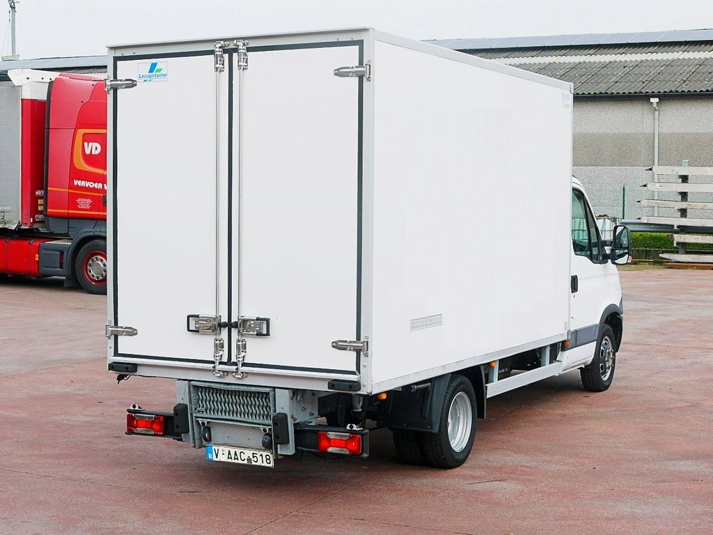 Iveco 35C15 3.0 DAILY KUHLKOFFER CARRIER XARIOS 600 MT - Dostavno vozilo hladnjača: slika 5 Iveco 35C15 3.0 DAILY KUHLKOFFER CARRIER XARIOS 600 MT - Dostavno vozilo hladnjača: slika 5