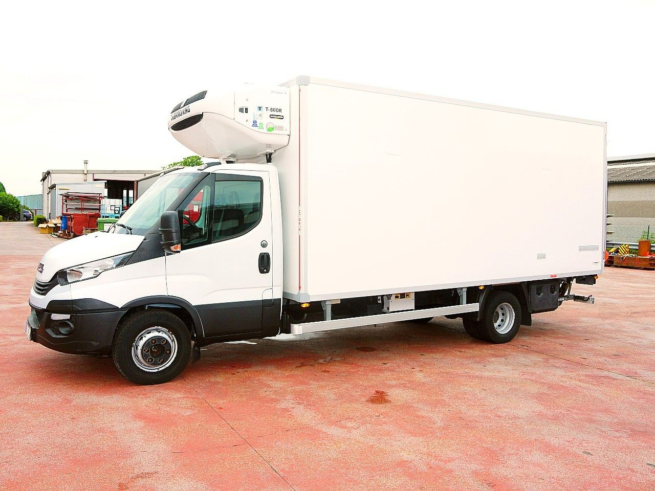 Iveco 72C21 70 65 DAILY THERMOKING T800 A/C LBW LUFT - Dostavno vozilo hladnjača: slika 4 Iveco 72C21 70 65 DAILY THERMOKING T800 A/C LBW LUFT - Dostavno vozilo hladnjača: slika 4