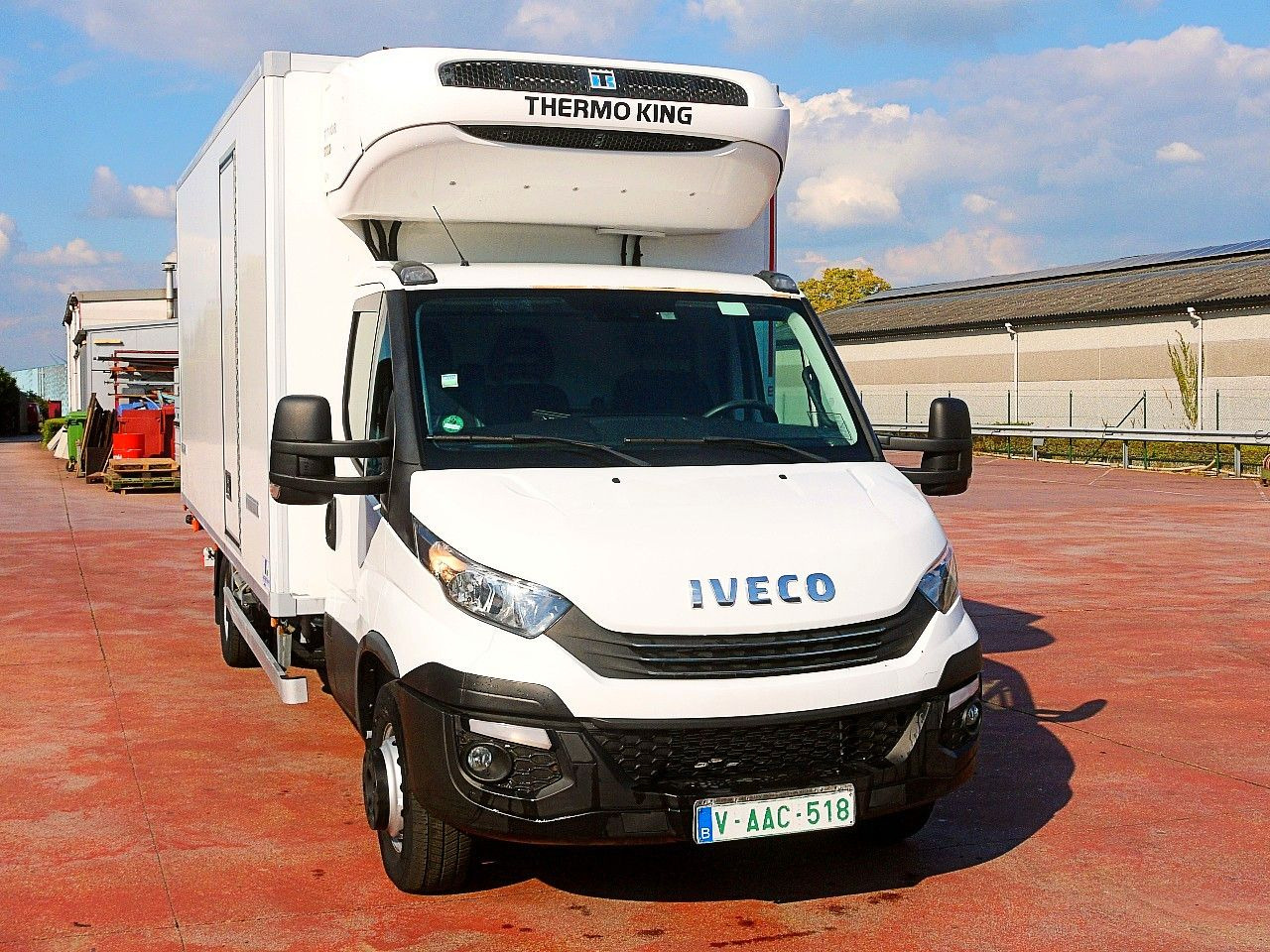 Iveco 72C21 70 65 DAILY THERMOKING T800 A/C LBW LUFT - Dostavno vozilo hladnjača: slika 1 Iveco 72C21 70 65 DAILY THERMOKING T800 A/C LBW LUFT - Dostavno vozilo hladnjača: slika 1