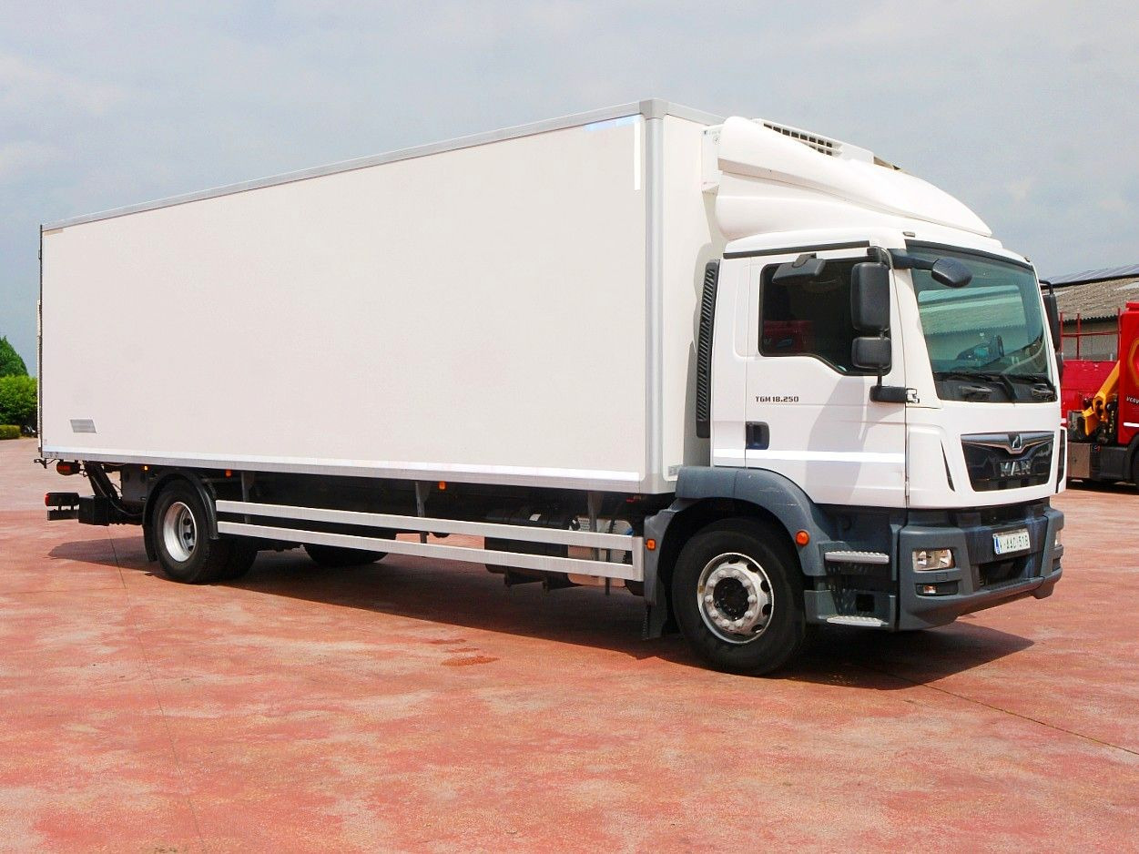 MAN TGM 18.250 KUHLKOFFER THERMOKING V800 MT A/C - Hladnjača: slika 3 MAN TGM 18.250 KUHLKOFFER THERMOKING V800 MT A/C - Hladnjača: slika 3