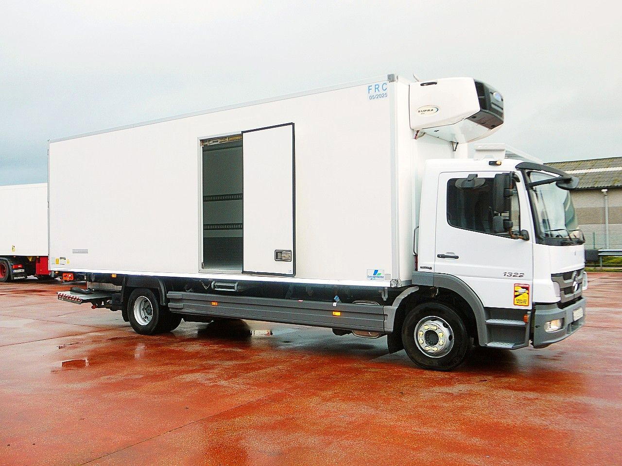 Mercedes-Benz 1322 ATEGO KUHLKOFFER CARRIER SUPRA 850 A/C LUFT - Hladnjača: slika 3 Mercedes-Benz 1322 ATEGO KUHLKOFFER CARRIER SUPRA 850 A/C LUFT - Hladnjača: slika 3