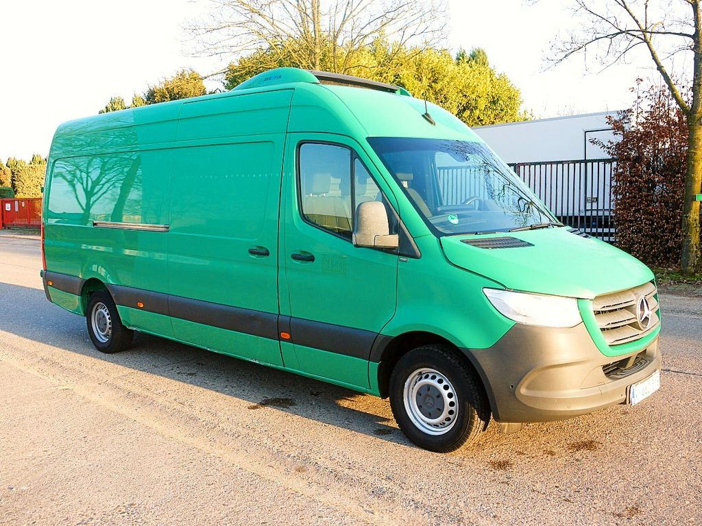 Mercedes-Benz 314 SPRINTER MAXI KUHLKASTGENWAGEN CARIER XARIOS - Dostavno vozilo hladnjača: slika 4 Mercedes-Benz 314 SPRINTER MAXI KUHLKASTGENWAGEN CARIER XARIOS - Dostavno vozilo hladnjača: slika 4