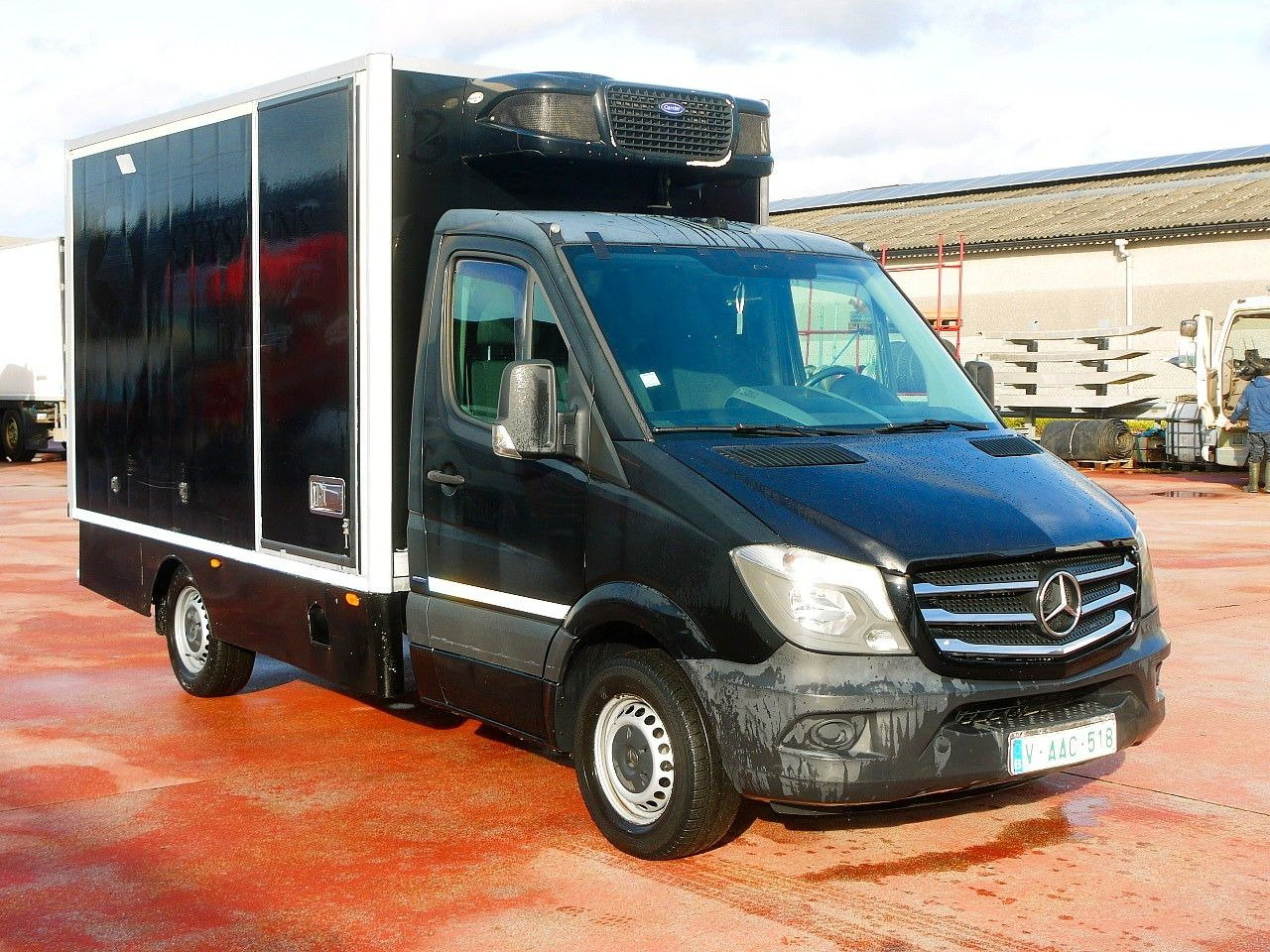 Mercedes-Benz 319 SPRINTER V6 KUHLKOFFER CARRIER PULSOR 600 MT - Dostavno vozilo hladnjača: slika 2 Mercedes-Benz 319 SPRINTER V6 KUHLKOFFER CARRIER PULSOR 600 MT - Dostavno vozilo hladnjača: slika 2