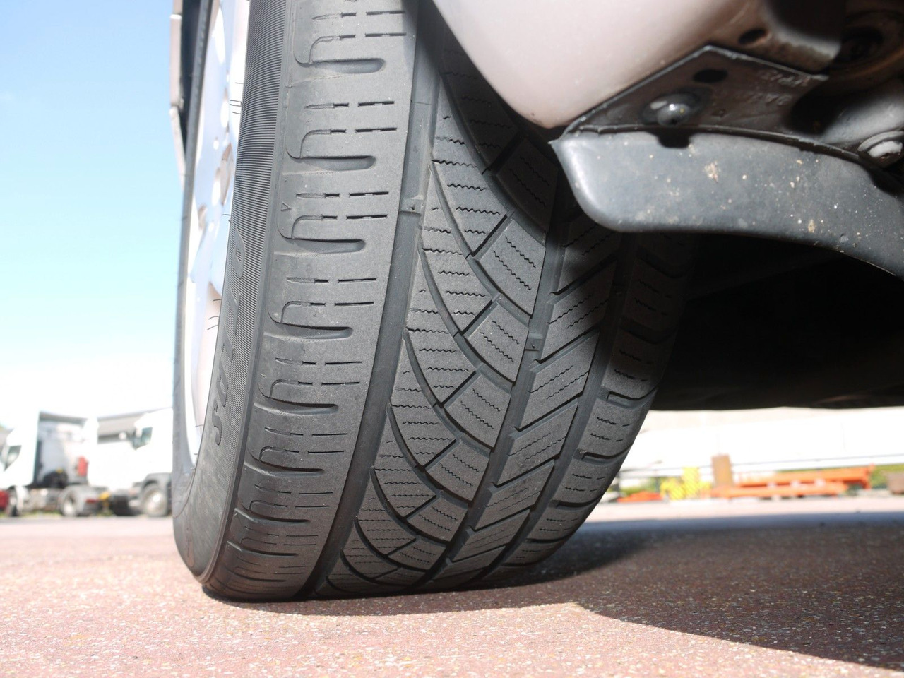 Limuzina Mercedes-Benz COMAND Bi-XENON SCHIEBEDACH SOFTCLOSE ...: slika 18