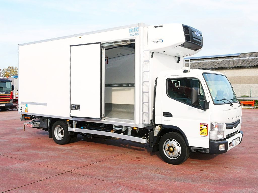 Mitsubishi FUSO CANTER KUHLKOFFER CARRIER SUPRA 750 MULTI Mitsubishi FUSO CANTER KUHLKOFFER CARRIER SUPRA 750 MULTI - Dostavno vozilo hladnjača: slika 3 Mitsubishi FUSO CANTER KUHLKOFFER CARRIER SUPRA 750 MULTI Mitsubishi FUSO CANTER KUHLKOFFER CARRIER SUPRA 750 MULTI - Dostavno vozilo hladnjača: slika 3