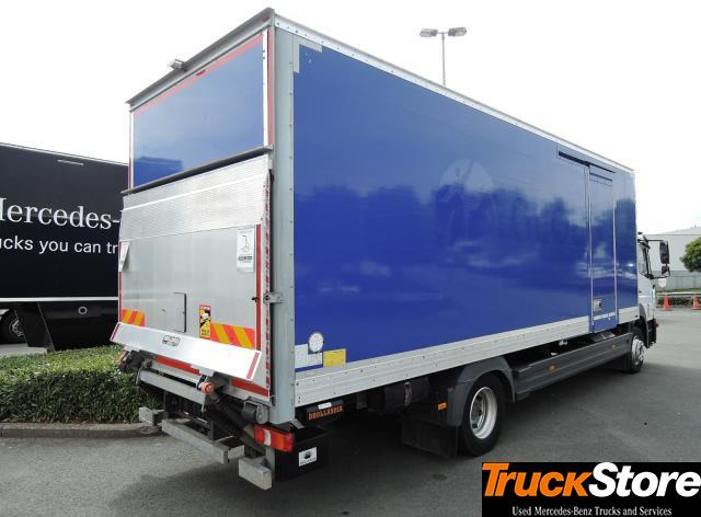 Mercedes-Benz Atego 1218 L - Kamion sa zatvorenim sandukom: slika 4 Mercedes-Benz Atego 1218 L - Kamion sa zatvorenim sandukom: slika 4
