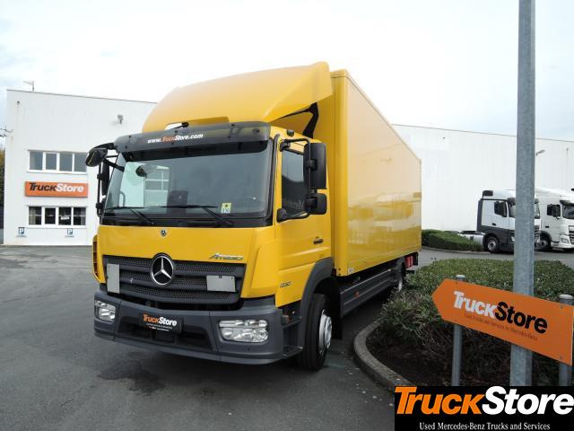 Mercedes-Benz Atego 1230 L - Kamion sa zatvorenim sandukom: slika 1 Mercedes-Benz Atego 1230 L - Kamion sa zatvorenim sandukom: slika 1