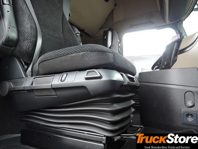 Mercedes-Benz Actros 1845 LS - Tegljač: slika 2 Mercedes-Benz Actros 1845 LS - Tegljač: slika 2