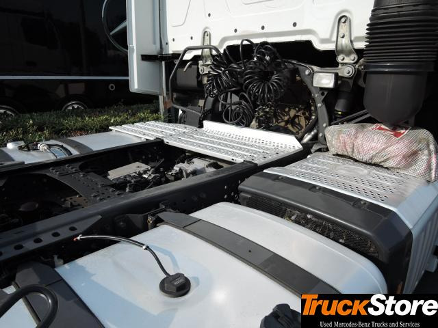 Mercedes-Benz Actros 1848 LS - Tegljač: slika 2 Mercedes-Benz Actros 1848 LS - Tegljač: slika 2